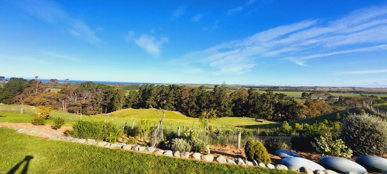 Hill Top Retreat Lower Dashwood المظهر الخارجي الصورة