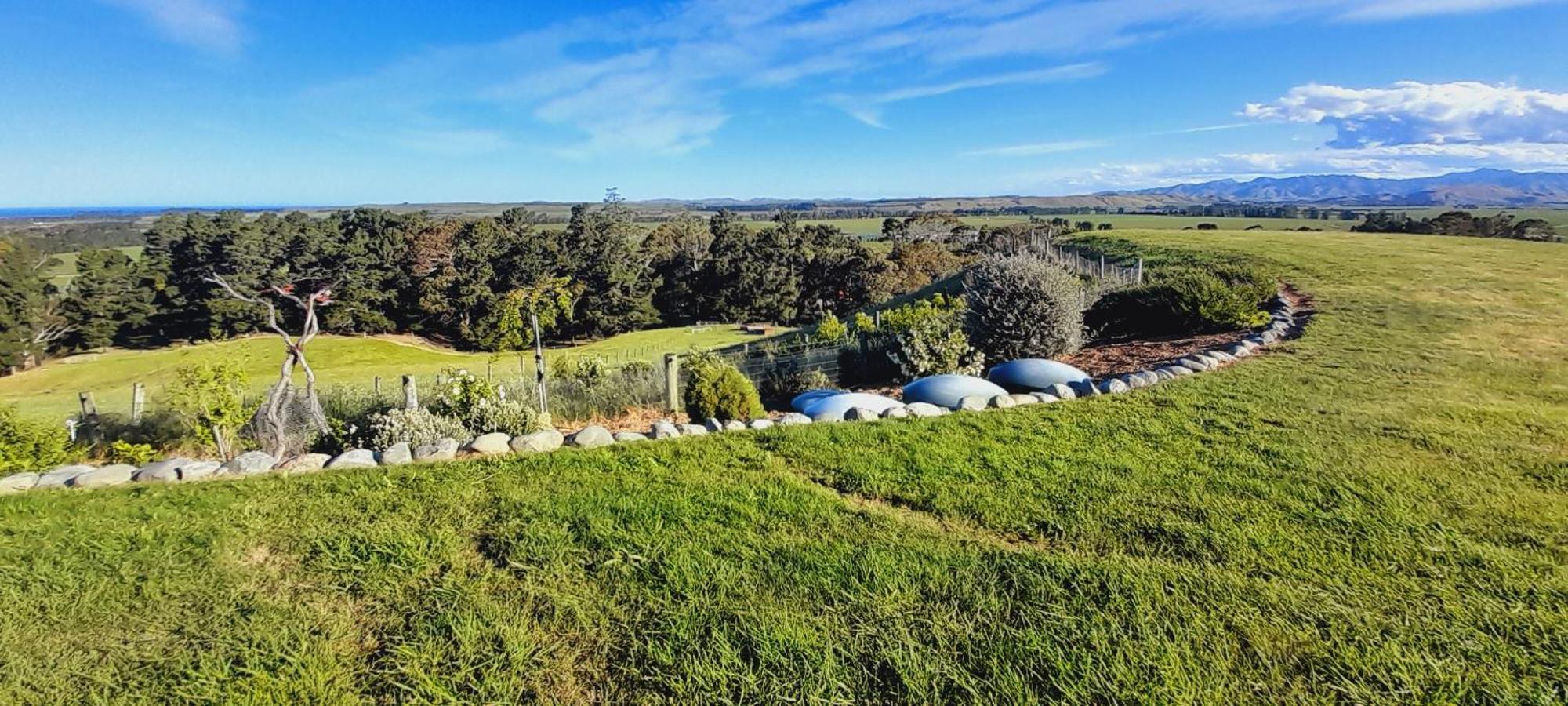 Hill Top Retreat Lower Dashwood المظهر الخارجي الصورة